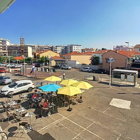 Port Immo Les Ondines Cote D'azur Piscine